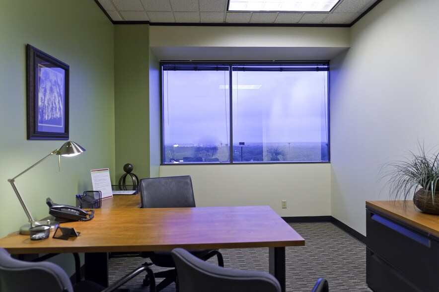 More Photos Of 1777 NE Loop 410, San Antonio Office For Lease