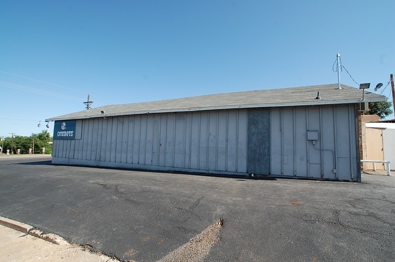 More Photos Of 405-407 Martin L King Blvd, Lubbock Storefront Retail Office For Sale