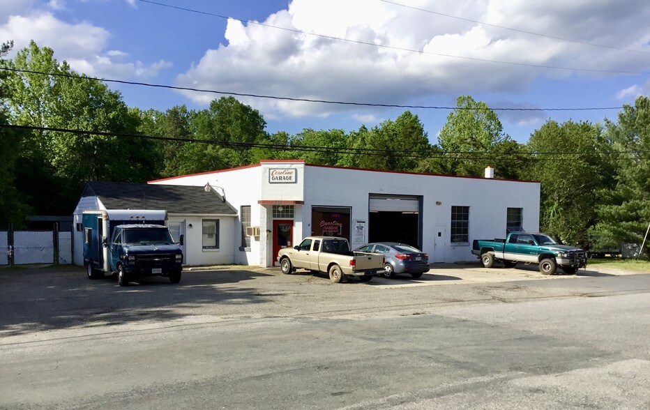 Primary Photo Of 133 Courthouse Ln, Bowling Green Auto Repair For Sale