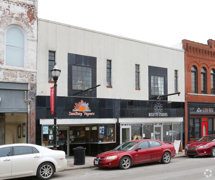 Primary Photo Of 212-214 Campbell Ave, Springfield Storefront Retail Office For Lease