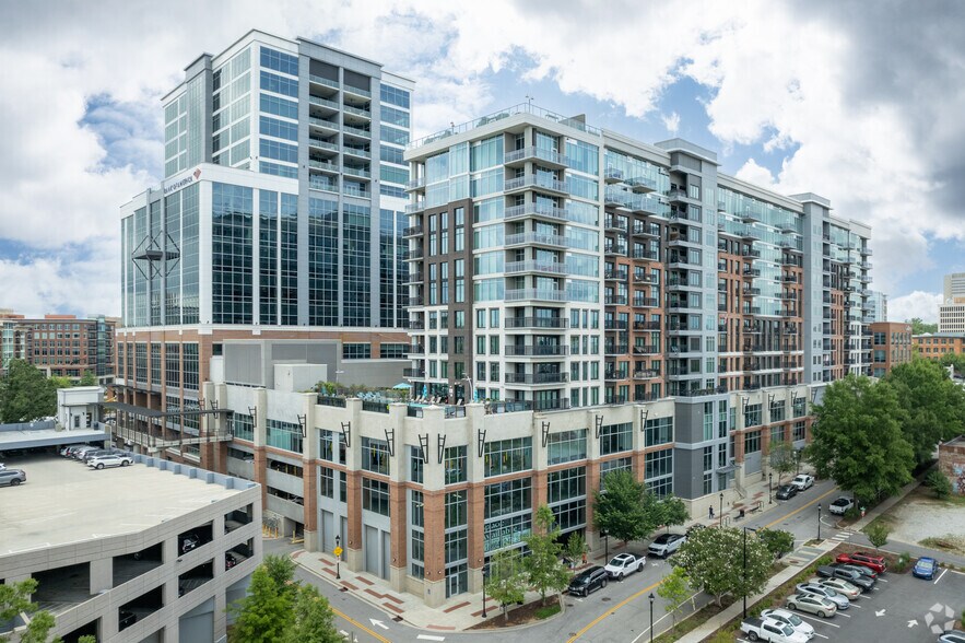 More Photos Of 355 S Main St, Greenville Office For Lease