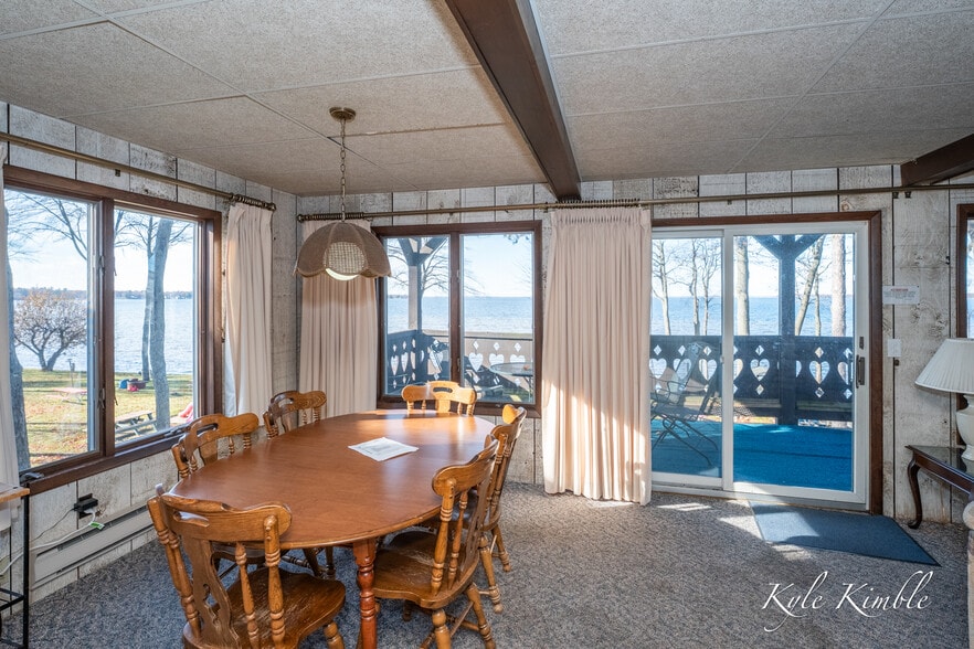 More Photos Of 104 W Houghton Lake Dr, Prudenville Hotel For Sale