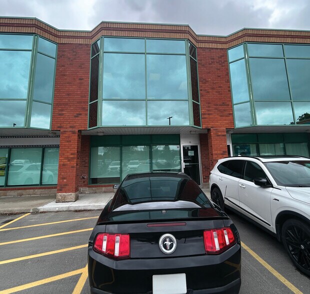 More Photos Of 2800 John St, Markham Light Distribution For Sale