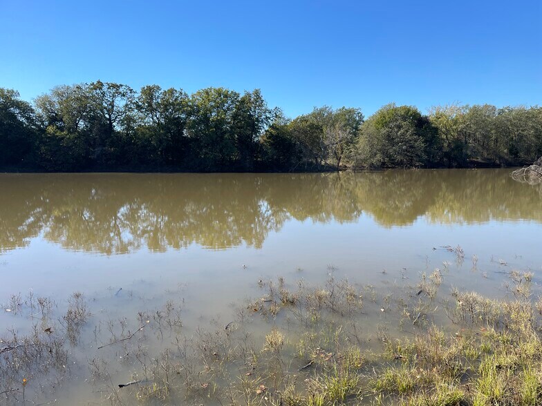 More Photos Of 622 Darwin Rd, Sunset Land For Sale