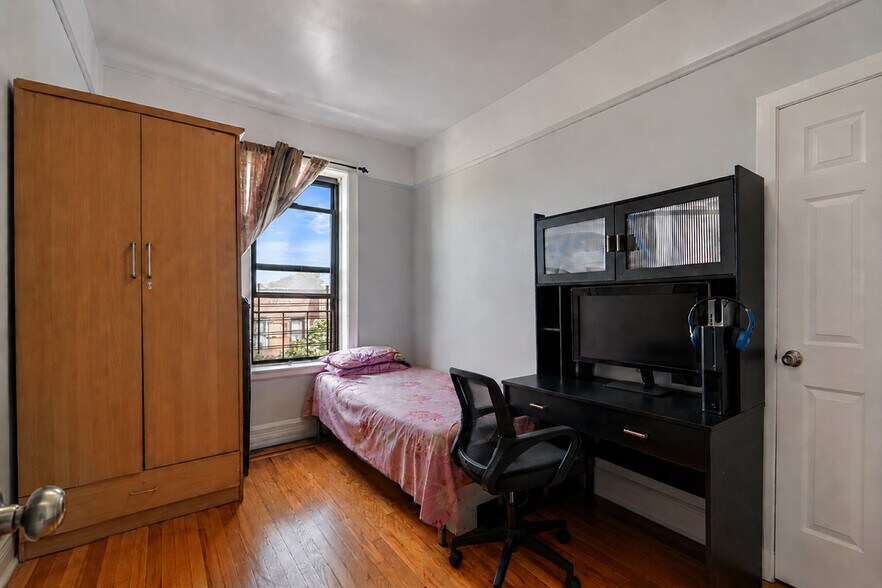 More Photos Of 32-10 82nd St, Flushing Apartments For Sale