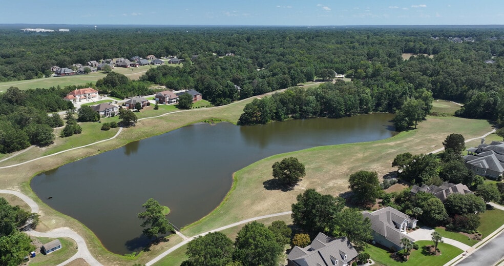 More Photos Of 128 Oakview Club Dr, Macon-Bibb Golf Course Driving Range For Sale