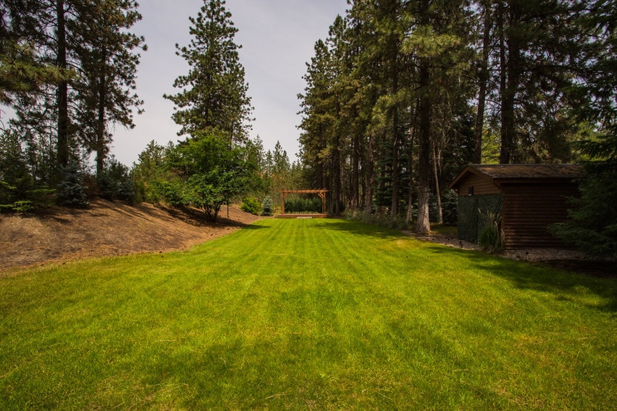More Photos Of 14617 N Newport Hwy, Mead Religious Facility For Sale