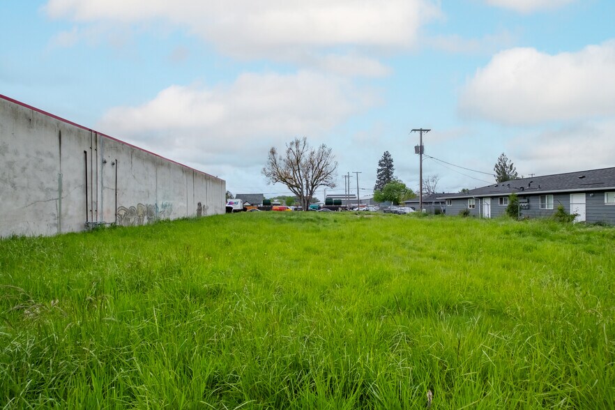 More Photos Of 1845 Beach NE ave, Salem Land For Sale
