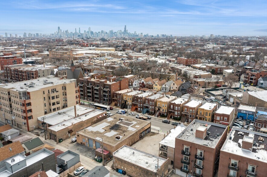 More Photos Of 2732 W Belmont Ave, Chicago Multifamily For Sale