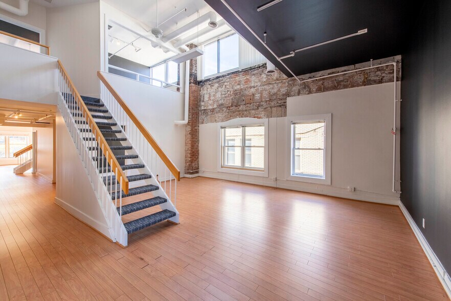 More Photos Of 213-289 E Liberty St, Ann Arbor Office Residential For Lease