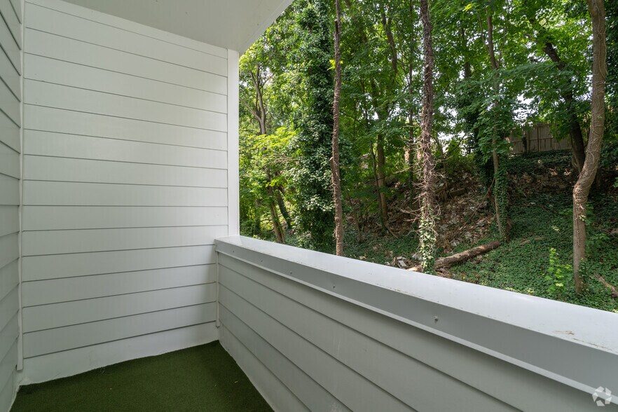 More Photos Of 3515 Midvale Ave, Philadelphia Apartments For Lease