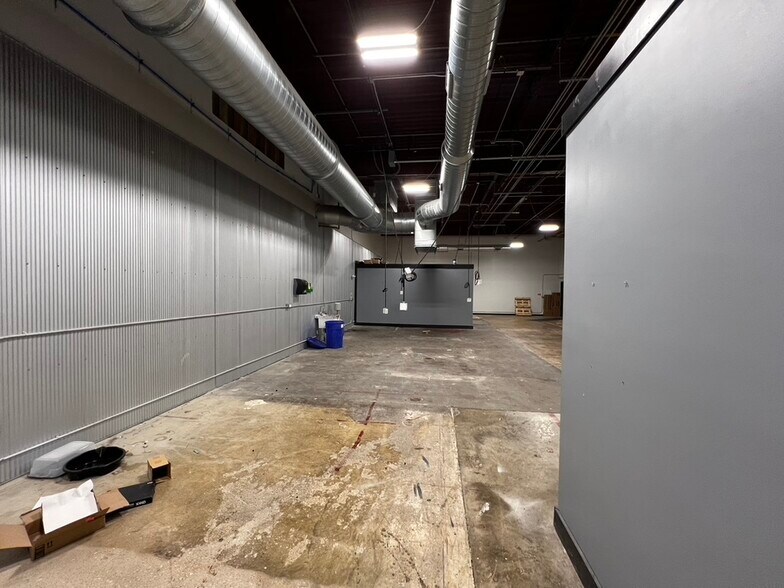 More Photos Of 167-179 W High St, London Freestanding For Lease