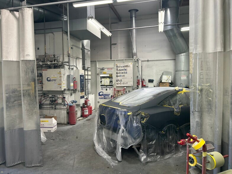 More Photos Of 50 Medway Rd, San Rafael Service For Sale