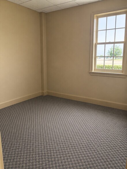 More Photos Of 5777 Sienna Pky, Missouri City Office For Lease