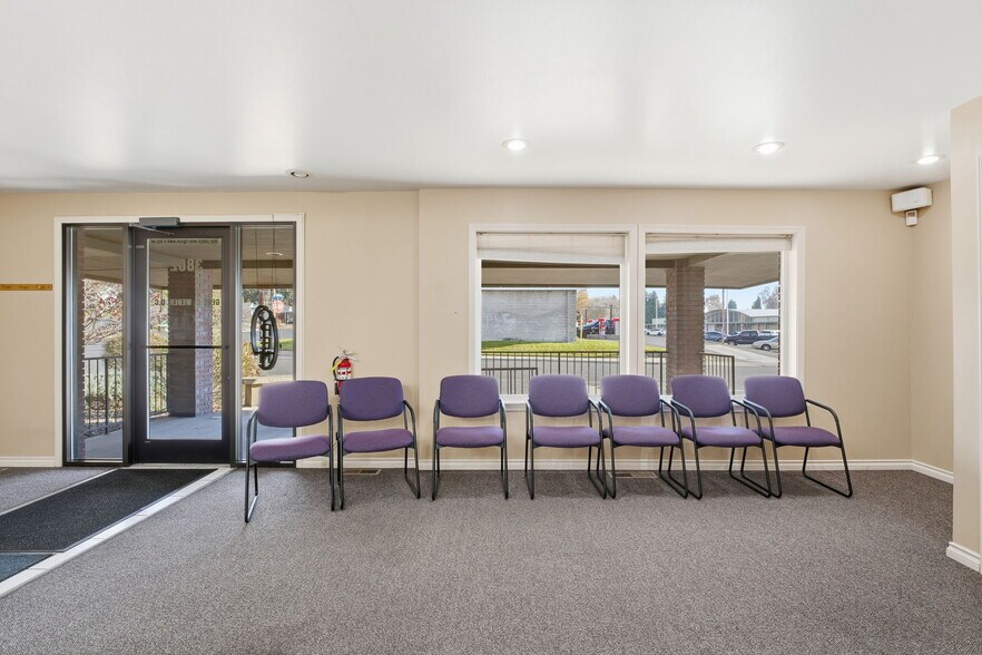 More Photos Of 3802 Tieton Dr, Yakima Office Residential For Sale