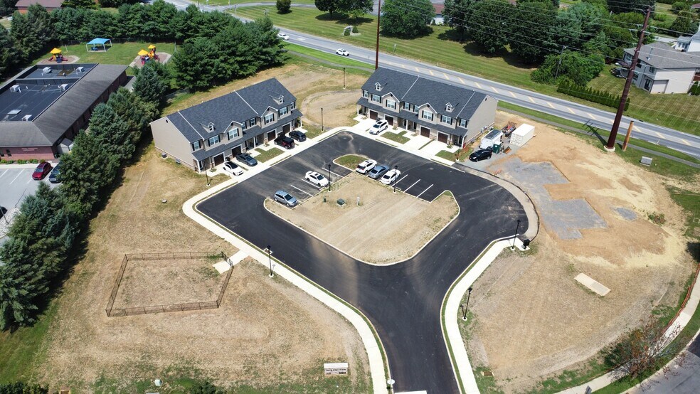 More Photos Of 6645 Stein Way, Macungie Apartments For Sale