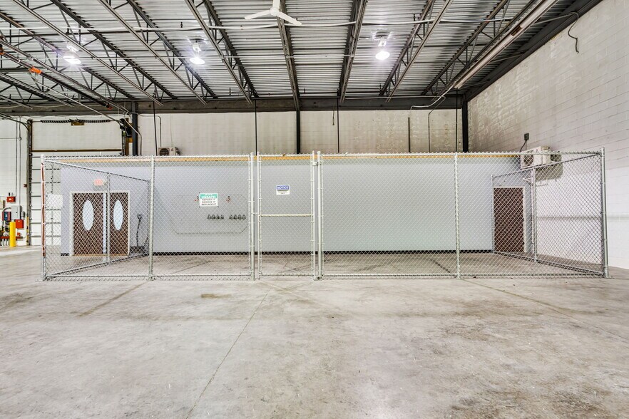 More Photos Of 35 Mill Street Central, Marlborough Warehouse For Lease