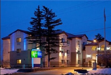 More Photos Of 151 W Deuce of Clubs, Show Low Hotel For Sale