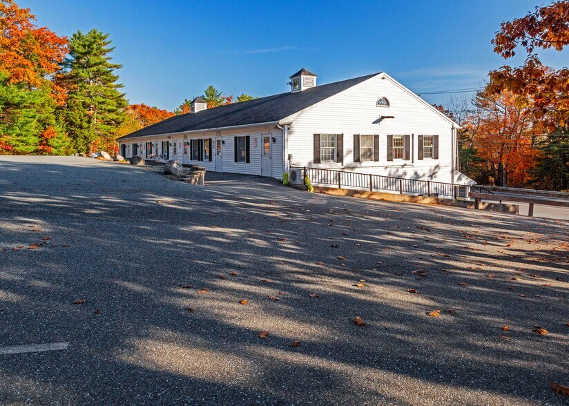 More Photos Of 1049 Main St, Mount Desert Office For Sale