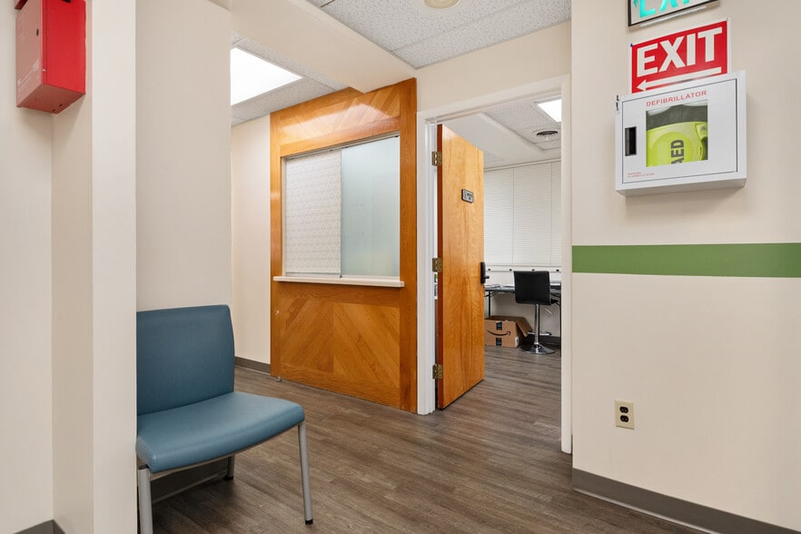 More Photos Of 9650 Santiago Rd, Columbia Medical For Sale
