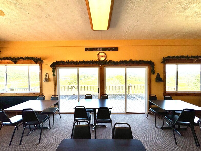 More Photos Of 19510 Leatherwood Rd, Salesville Freestanding For Sale