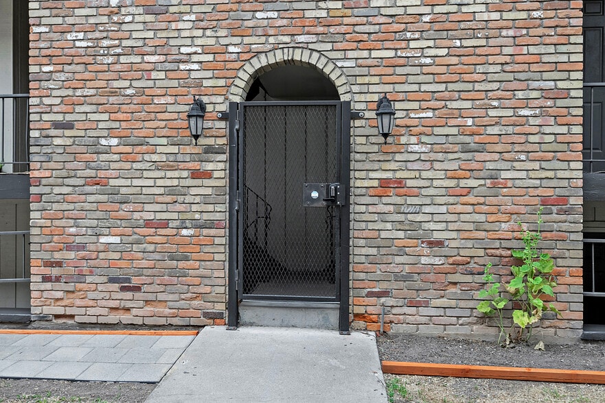 More Photos Of 828 S 500 E, Salt Lake City Apartments For Sale