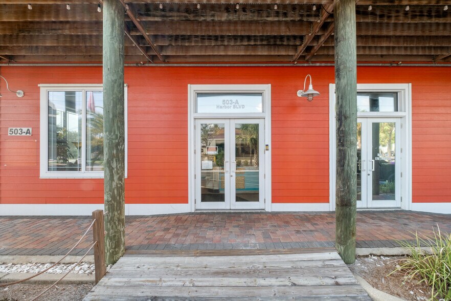 More Photos Of 503A Harbor Blvd, Destin Flex For Lease