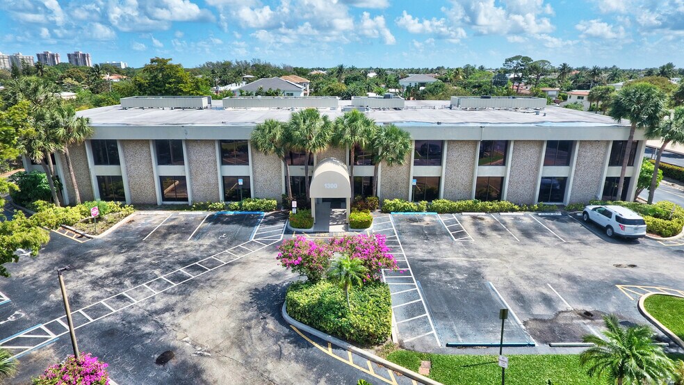 More Photos Of 1300 N Federal Hwy, Boca Raton Medical For Lease