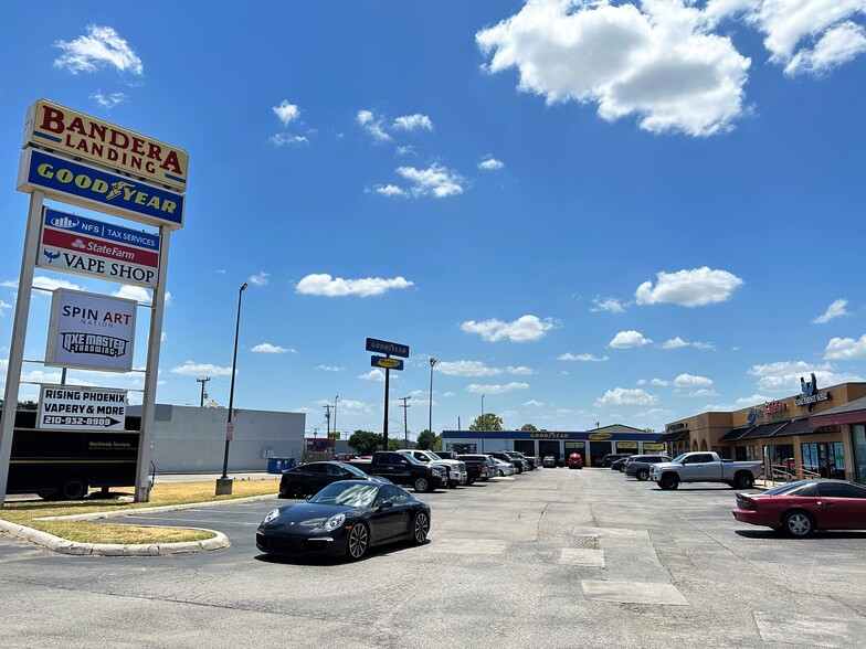 More Photos Of 8015 Bandera Rd, San Antonio Storefront Retail Office For Sale