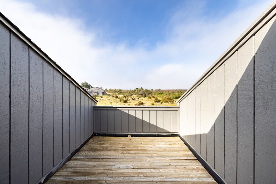 More Photos Of 11 Chabot Rd, Copalis Beach Hotel For Sale