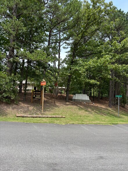 More Photos Of 600 Memorial Dr, Bella Vista Office For Lease