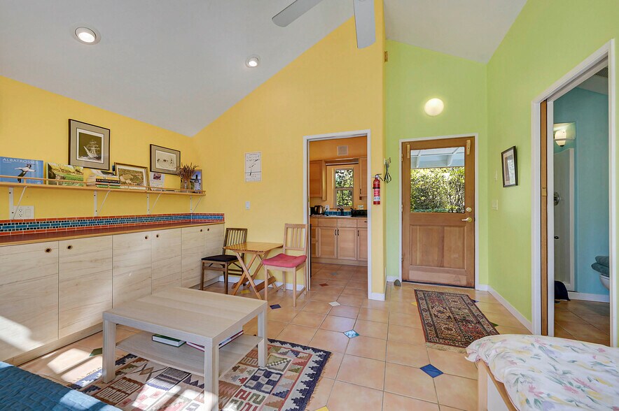 More Photos Of 1673 Woodland Dr, Port Townsend Winery Vineyard For Sale