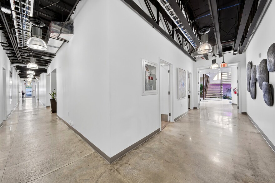 More Photos Of 7630 Biscayne Blvd, Miami Office For Lease