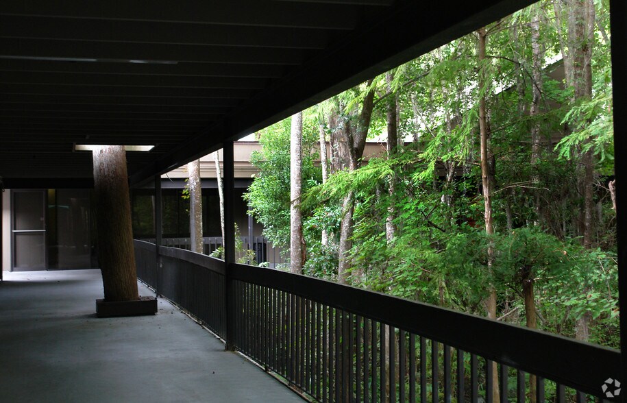 More Photos Of 2301 Park Ave, Orange Park Coworking Space