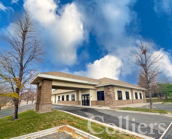 Primary Photo Of 2001 Bench Rd, Pocatello Medical For Sale