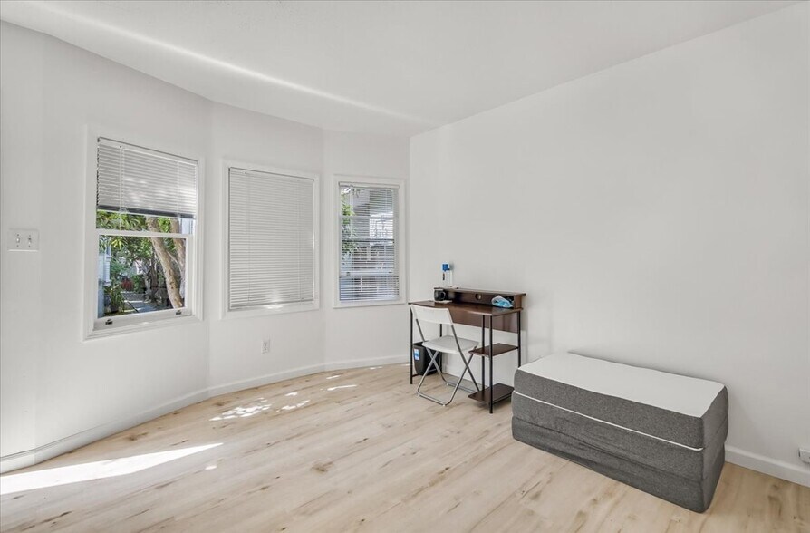 More Photos Of 1827-1829 Berkeley Way, Berkeley Apartments For Sale