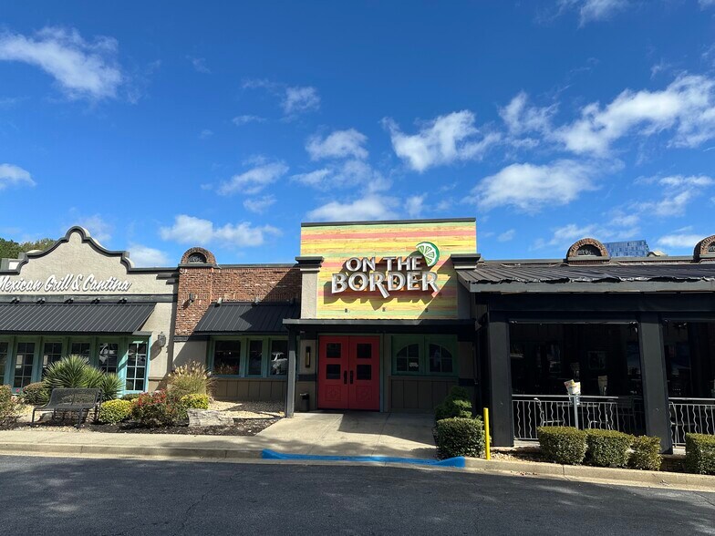 More Photos Of 1 Buckhead Loop, Atlanta Storefront For Lease