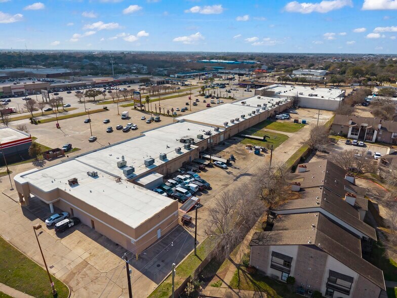 More Photos Of 12600 Bissonnet St, Houston Unknown For Lease