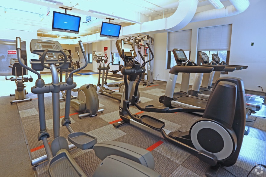 More Photos Of 59 E Van Buren St, Chicago Apartments For Lease