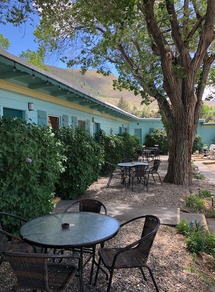 More Photos Of 106833 US Highway 395, Coleville Hotel For Sale