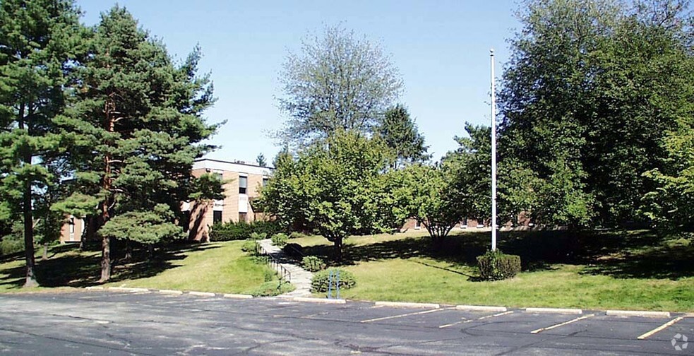 Primary Photo Of 320 Old Briarcliff Rd, Briarcliff Manor Office For Sale