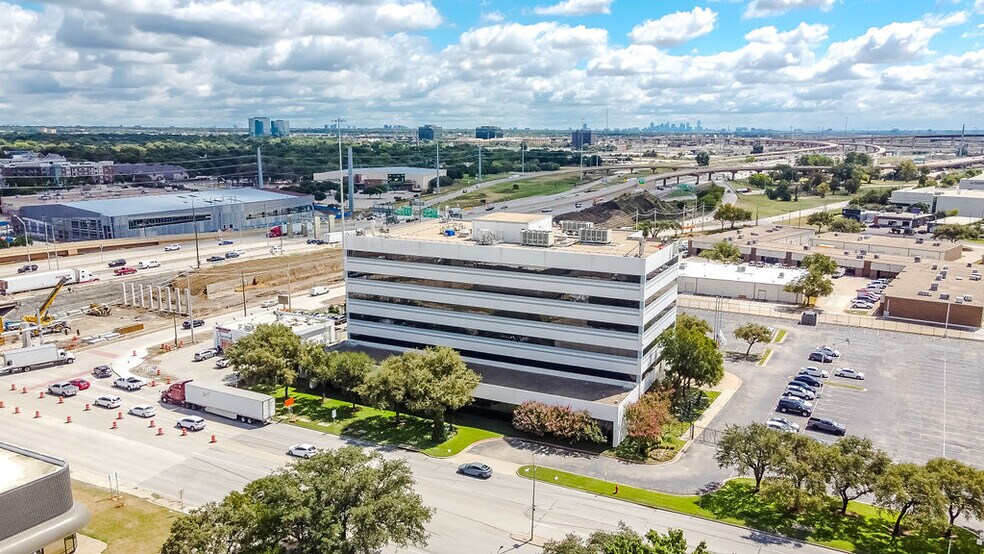 More Photos Of 2350 Valley View Ln, Dallas Loft Creative Space For Lease