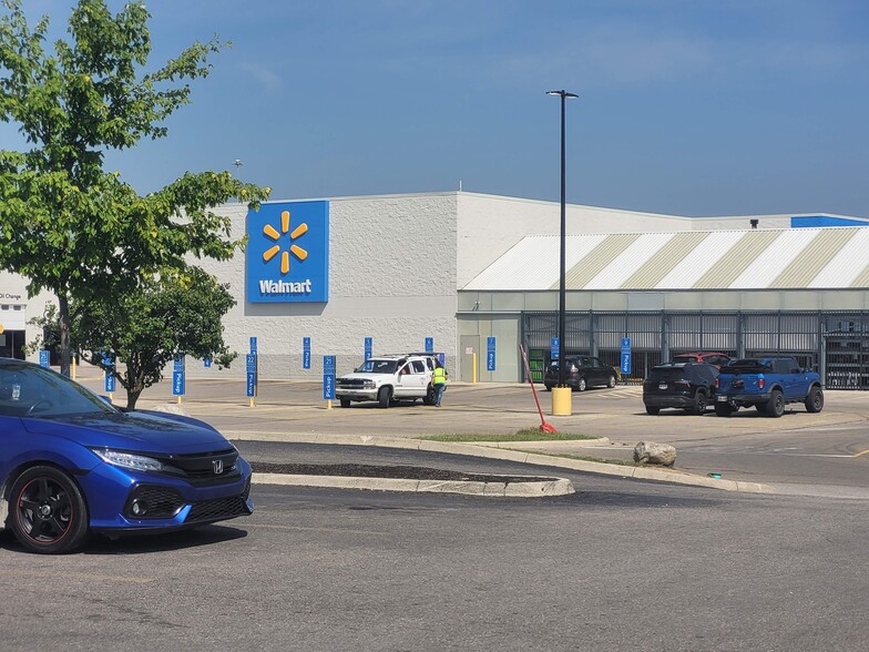 More Photos Of 1355-1369 Georgesville Rd, Columbus General Retail For Lease