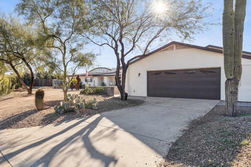 More Photos Of 5926 E Wilshire Dr, Scottsdale Assisted Living For Sale