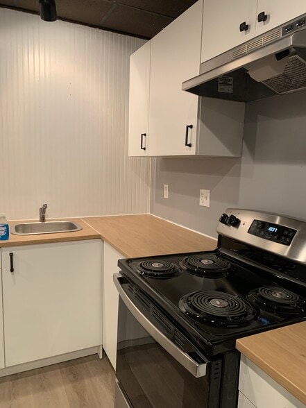 More Photos Of 353 SW 1st St, Pendleton Office For Lease