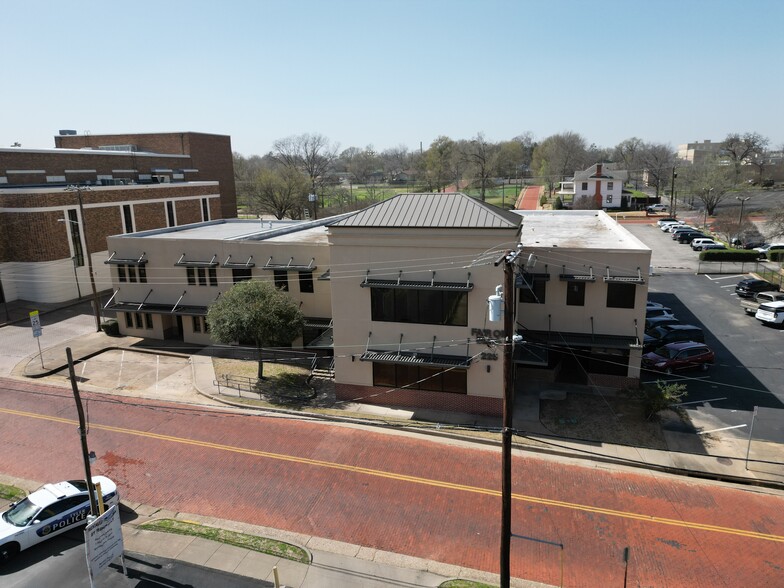 More Photos Of 227 S College Ave, Tyler Office For Lease