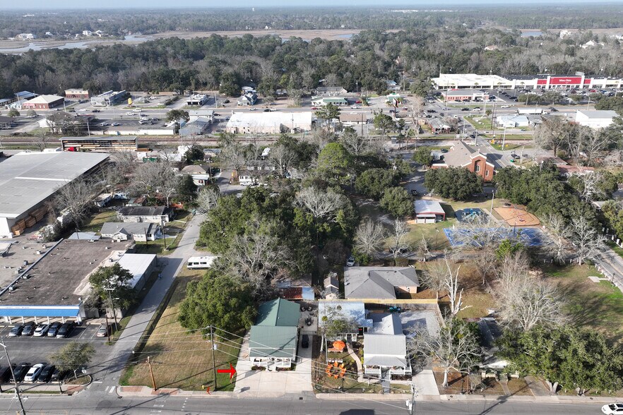More Photos Of 1705 Government St, Ocean Springs Office For Sale
