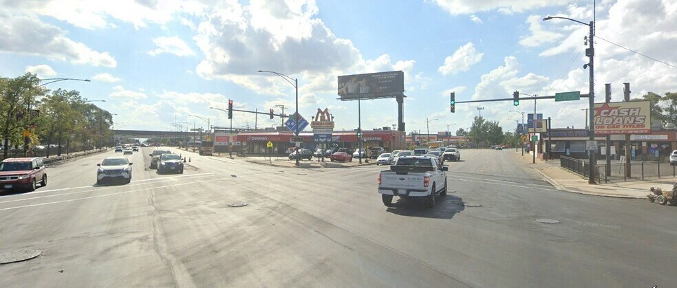 More Photos Of 5012-5018 S Pulaski Rd, Chicago Freestanding For Lease