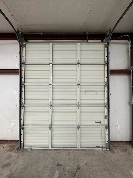 More Photos Of 1484 Lake City Industrial Ct, Morrow Flex For Lease