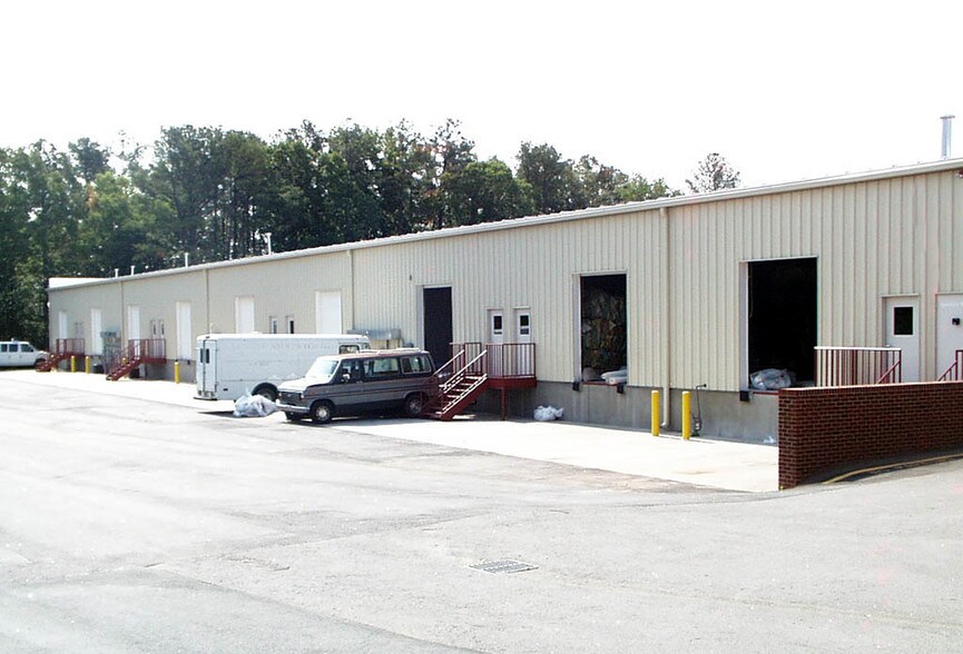 More Photos Of 1301-1317 Copeland Oak Dr, Morrisville Warehouse For Sale
